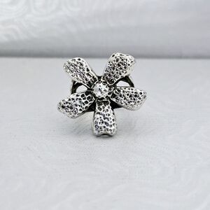 Rare Silpada Sterling Silver Flower Ring R1116 Size 6.5